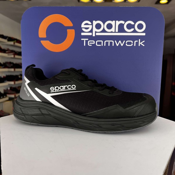 PUMA - REEBOK - W SUPER CENACH SPRAWDZ!!! - SKLEPY STACJONARNE: HAGA, ROTTERDAM,WAALWIJK