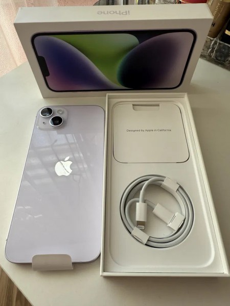 Apple iPhone 14 Plus €420,-