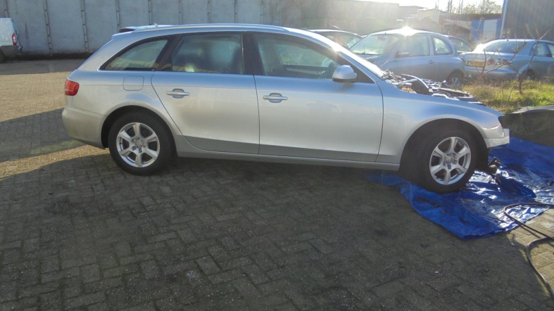 CZESCI DO AUDI A4 MODEL B8 - DIESEL 2.0 TDI