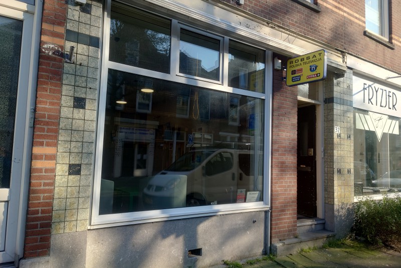 SKLEP Z POLSKA TELWIZJA W ROTTERDAMIE