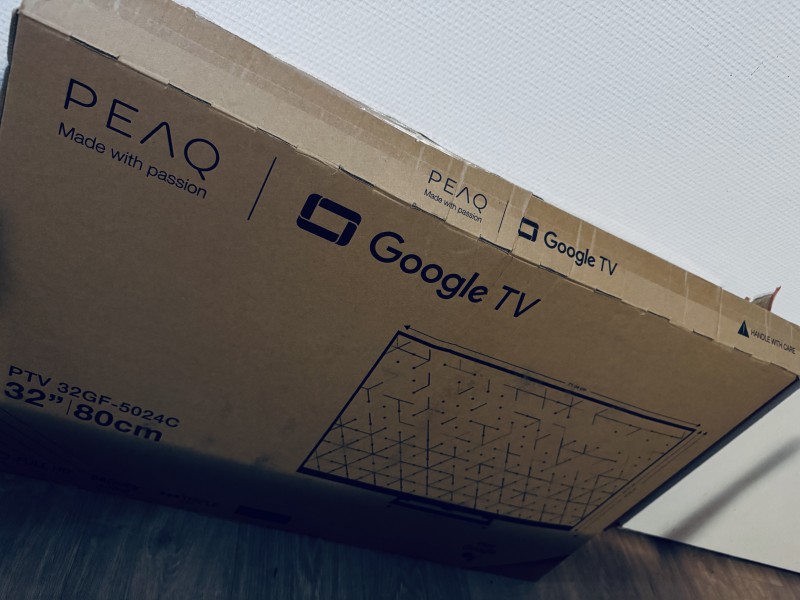 TV PEAQ 32 Google Smart