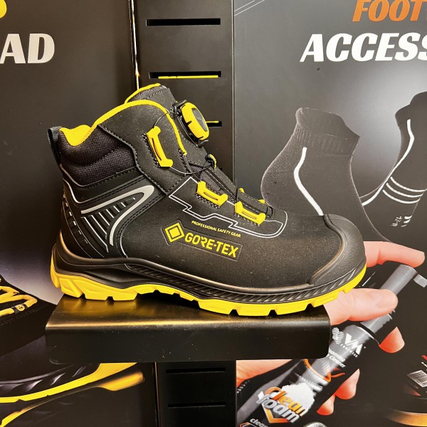 PUMA - REEBOK - W SUPER CENACH SPRAWDZ!!! - SKLEPY STACJONARNE: HAGA, ROTTERDAM,WAALWIJK