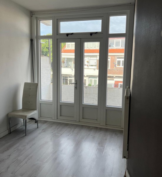 Pokój haga  od zaraz dla pary z jednym meldunkiem