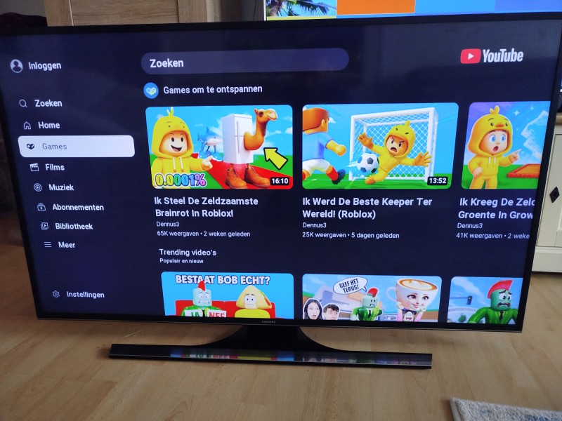 2 telewizory Smart 50 cali i 32 cale