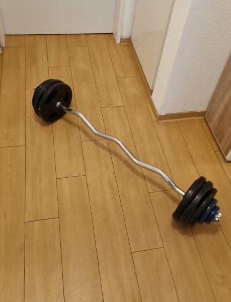 Sztanga łamana z obciążeniem 40kg