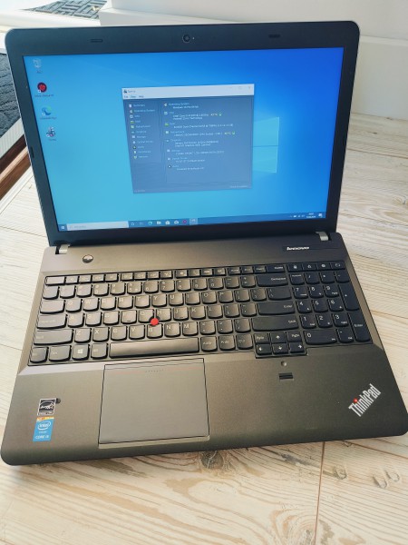 Lenovo i5 8 ram 128 SSD