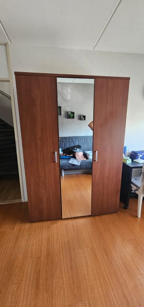 Szafa z lustrem
