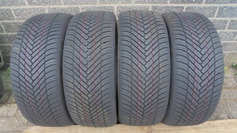 NOWE OPONY WIELOSEZONOWE 225/45/17 - MOZLIWY MONTAZ - OKOLICE ZWOLLE - TEL: 0626410970