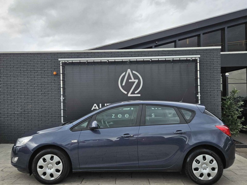 OPEL ASTRA ROK PROD 2010 PRZEB 231TYS KM APK 09.2026r!!! €3.000,-