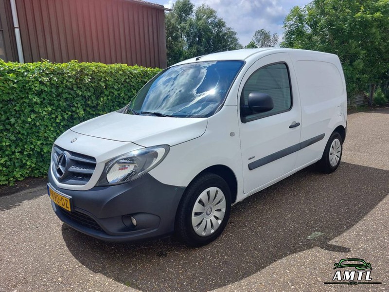 Mercedes-Benz Citan - 109 CDI BlueEFFICIENCY Business Ambition €9.900,-