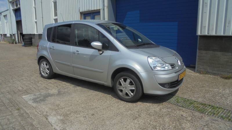 ZADBANY RENAULT GRAND MODUS - BENZYNA 1.2 TURBO - KLIMATRONIC - ALU - NOWE APK