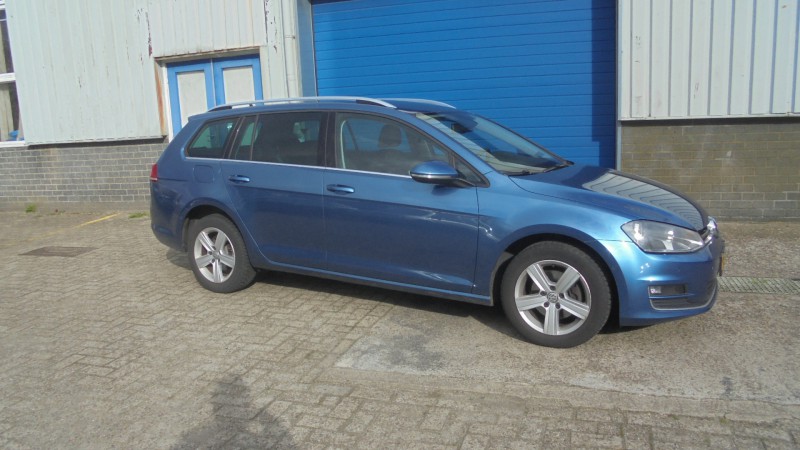 ZADBANY VW GOLF 7 - BENZYNA 1.4 TURBO - KLIMATRONIC - NAVI - SKORA - PODGRZEWANE FOTELE - ROK 2014