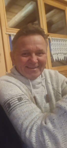 Szukam dziewczyny mądrej do stałego związku