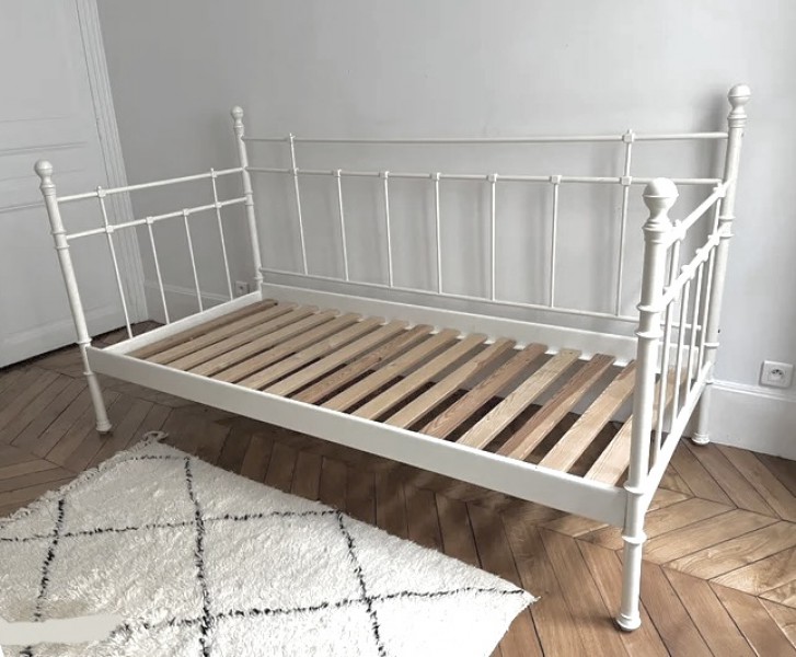 Solidne - Metalowe Łóżko