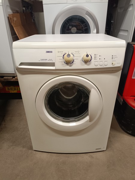 Pralka Zanussi  5  kilo 1400 obr/min Gwarancja Transport