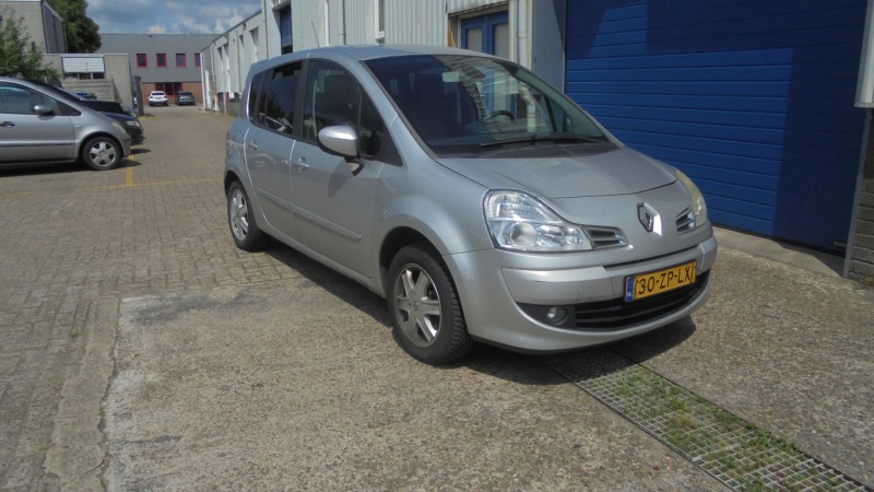 ZADBANY RENAULT GRAND MODUS - BENZYNA 1.2 TURBO - KLIMATRONIC - ALU - NOWE APK - ROK 2008