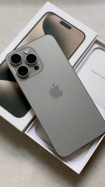 Sprzedam Apple iPhone 15 Pro 128GB