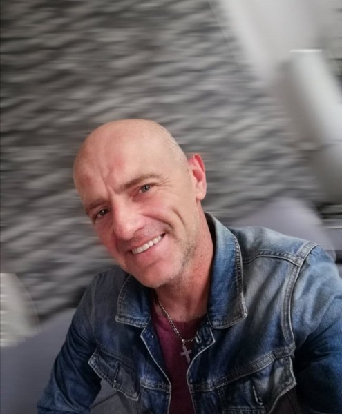 Kobietę z poczuciem humoru poznam ...