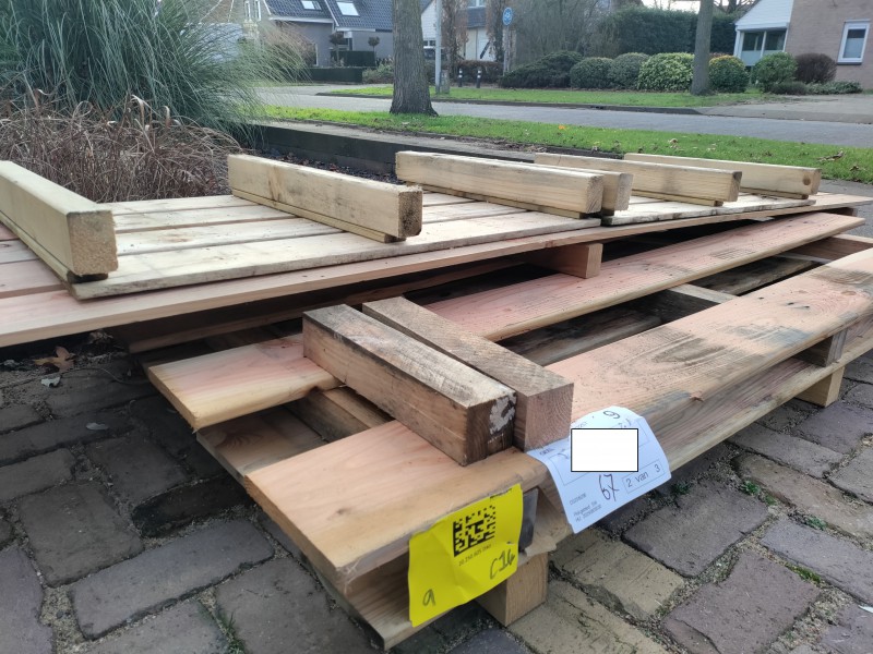 oddam za darmo palety drewniane