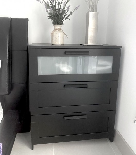 Do salonu - komoda - jak nowa!