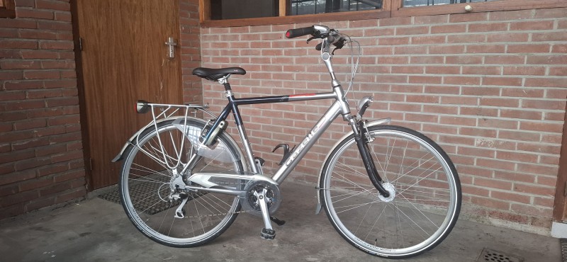 Gazelle Medeo. Rower meski