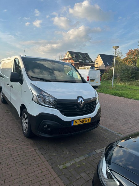 Sprzedam Renault Trafic 1.6 dCi 2018r Diesel €9.900,-