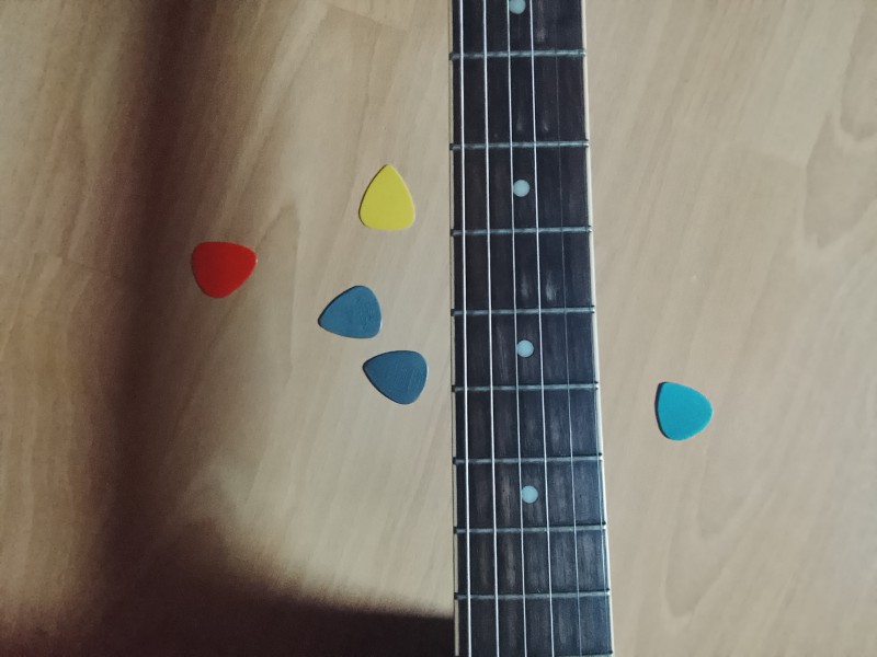 Zajęcia z gry na gitarze   [GUITARLOVESCHOOL]