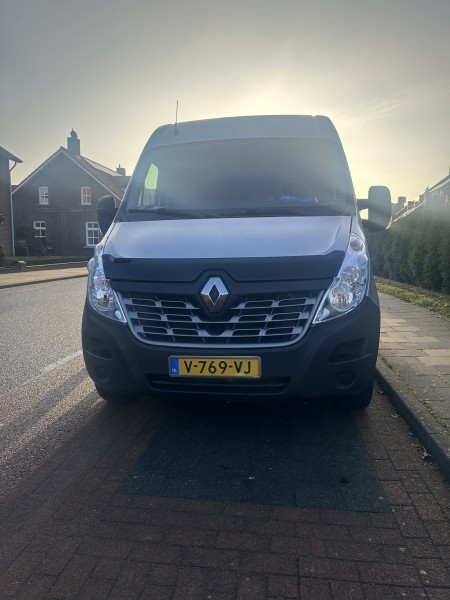 Sprzedam samochód dostawczy Renault Master L3H2 2018r €8.200,-