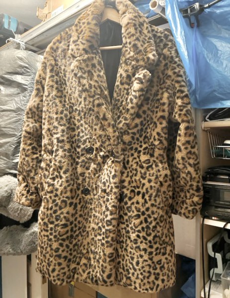 Jak nowe! -- Markowe -- Śliczne - Grube futerko - S