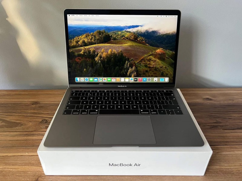 MacBook Air super stan oryginalny z pudełkiem