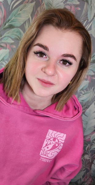 Stylizacja rzęs i brwi oraz zabiegi na twarz