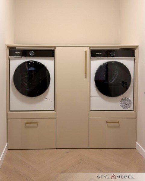 Zabudowa pralni na wymiar - pozadek ktory cieszy oko