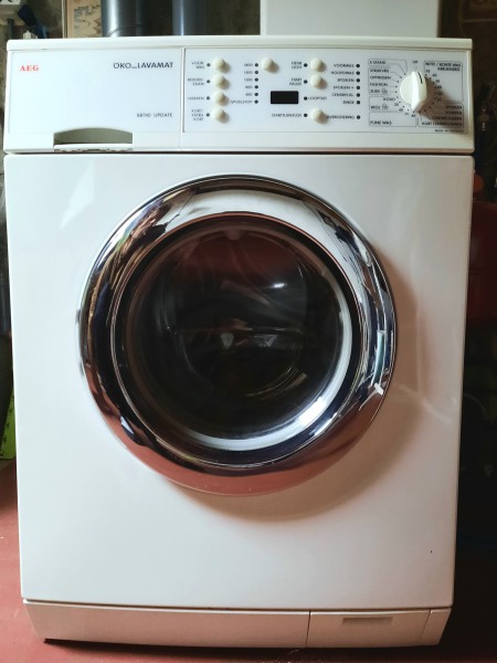 Pralka AEG