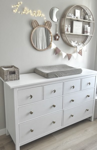 Biała - Drewniana komoda (pod przewijak) - Jak nowa. - Możliwy dowóz