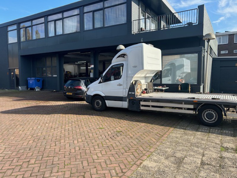 POLSKI WARSZTAT SAMOCHODOWY -POMOC DROGOWA SERWIS OPON  AUTOBEDRIJF LUKAS ROTTERDAM