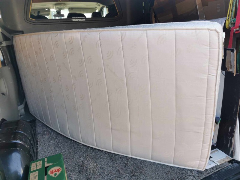 Wygodny Materac o Szer. 90cm x 200cm Długość i Wys. 15cm JAK NOWY