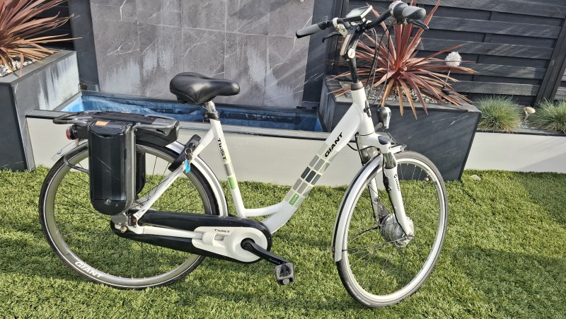 GIANT TWIST HYBRID GO 2 BATERIE 36V