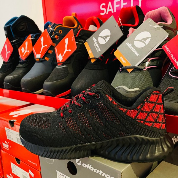 SKLEP- WAALWIJK STATIONSSTRAAT 124-największy wybór OBUWIA w mieście-SUPER LEKKIE