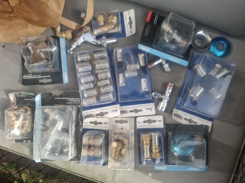 Sprzedam hydraulikę