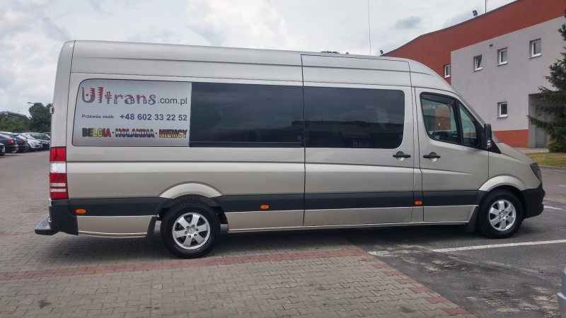 środa sobota niedziela DO POLSKI - wtorek piątek sobota DO HOLANDII   [ULTRANS]