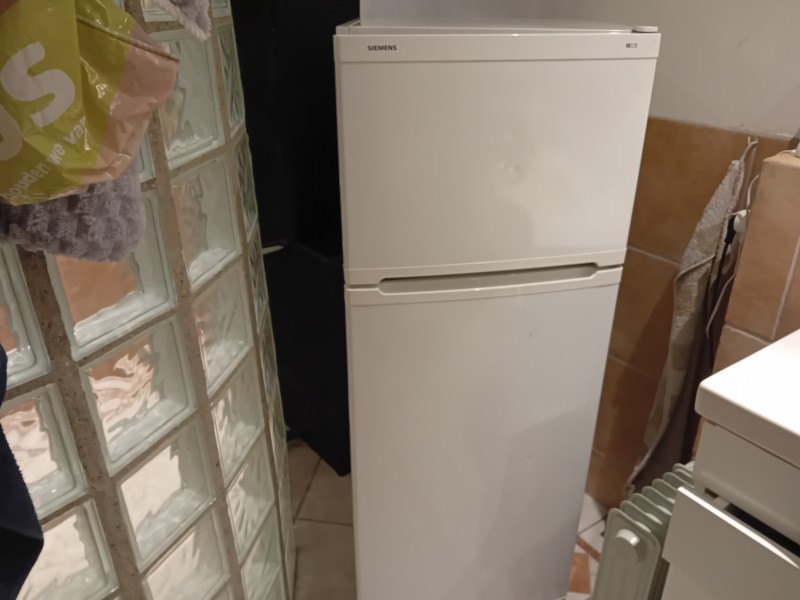 Lodówka Siemens z dowozem.