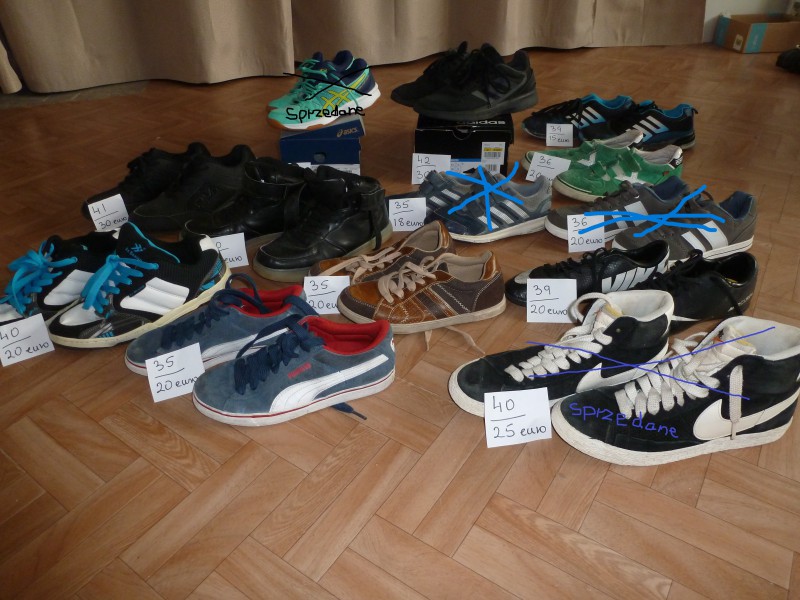 kurtki i buty dla chlopca