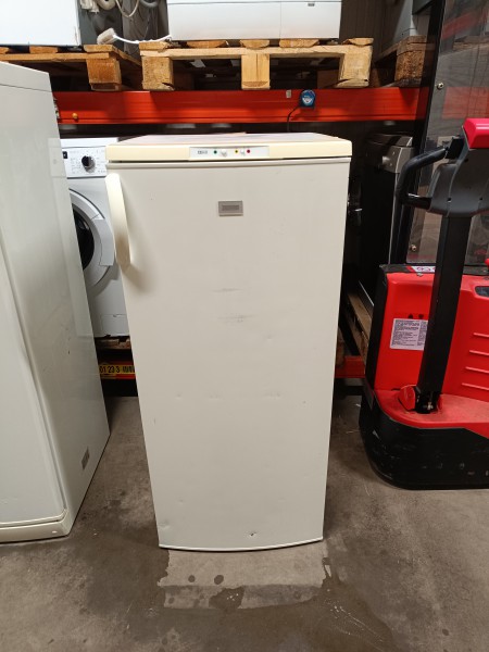 Zamrażarka Zanussi pojemność 190L   Gwarancja Transport