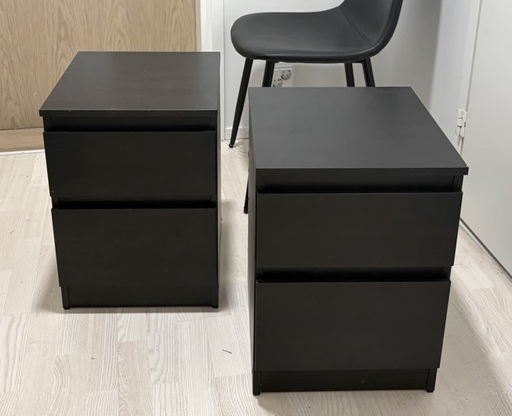 2x małe komody