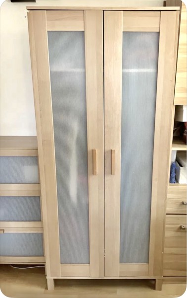 Szafa 2-drzwiowa - Jak nowa!