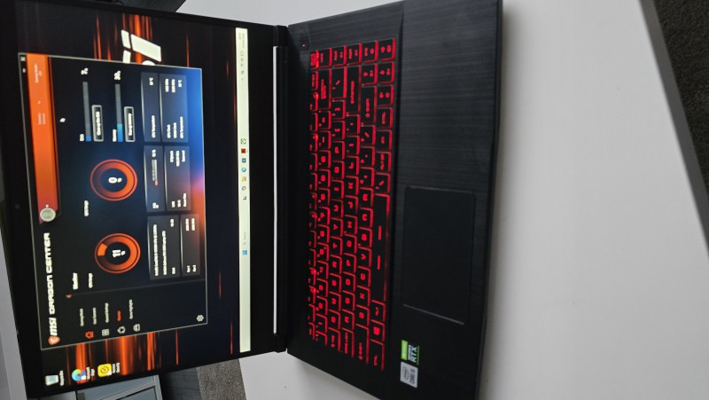 Laptop gamingowy Msi Rtx 3060/16gb ram/512ssd /i5 10th