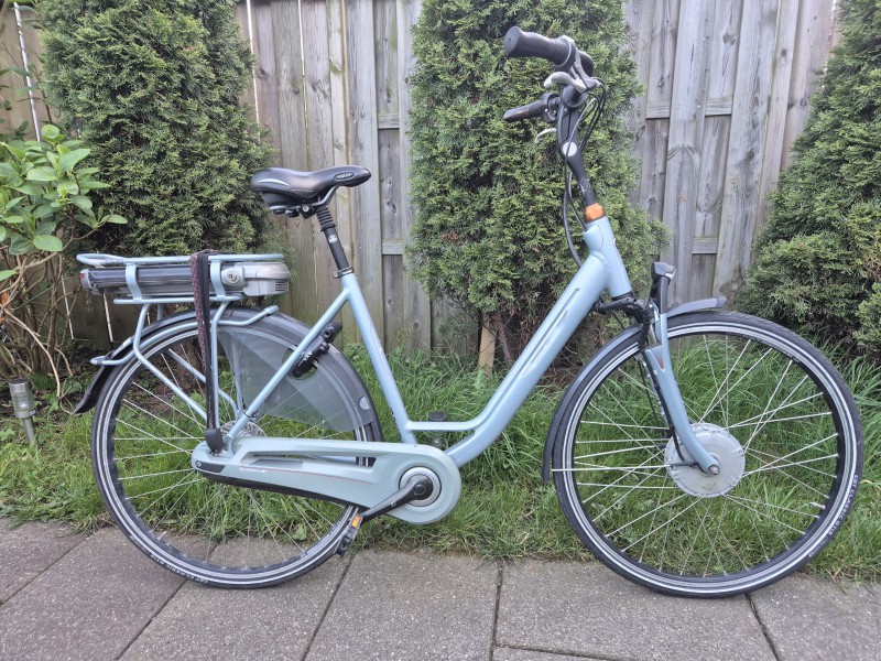 Giant Elegance elektryczny rower SHIMANO NEXUS 8