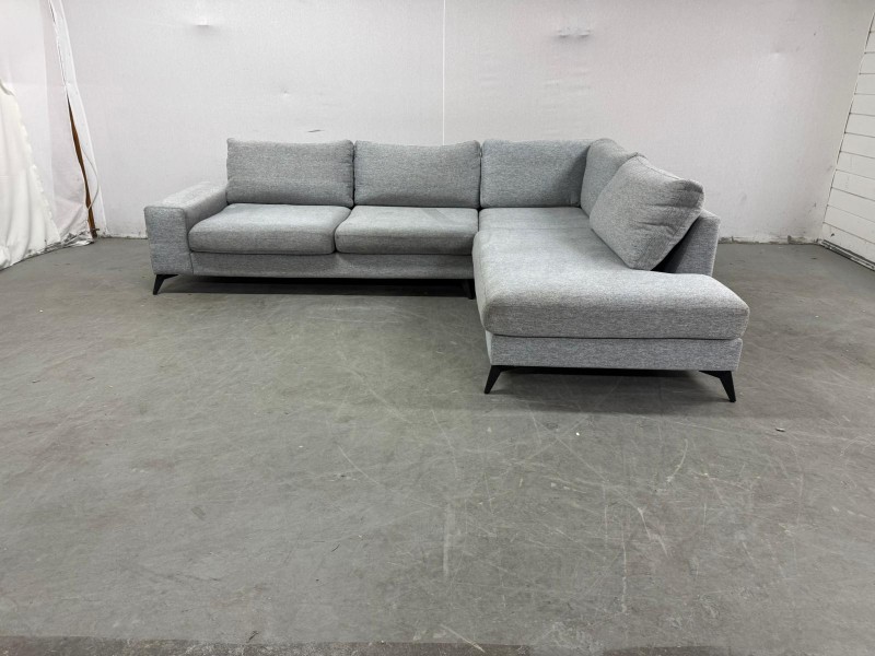 Narożnik o wymiarach 230x300 więcej zdjęć mebli do domu na Whatsapp