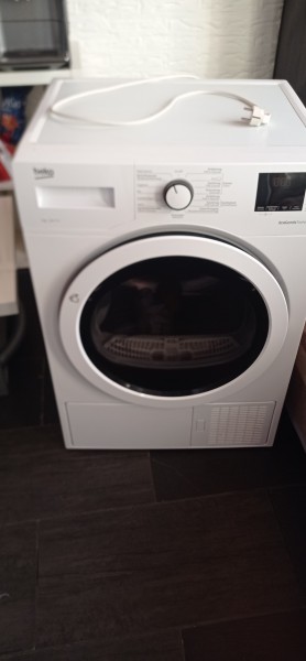 Sprzedam suszarkę Beko