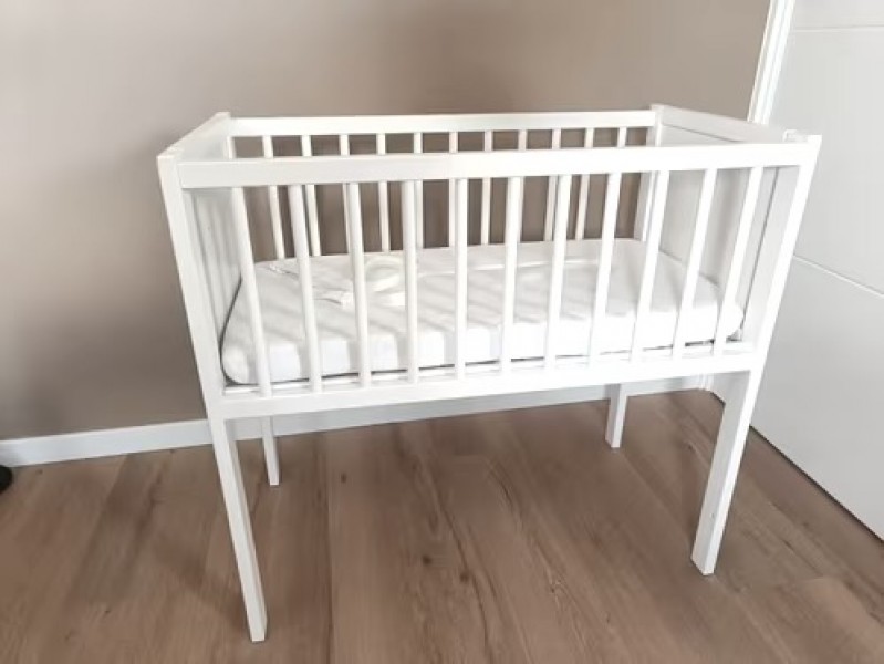 2w1 - Dostawka / Łóżeczko z materacem